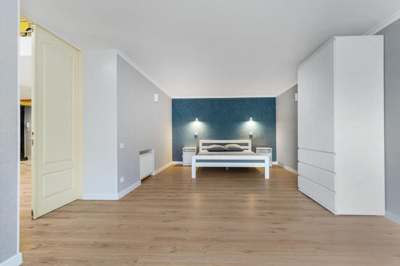 18 Deribasivska Street Jacuzzi Apartment Οδησσός Εξωτερικό φωτογραφία